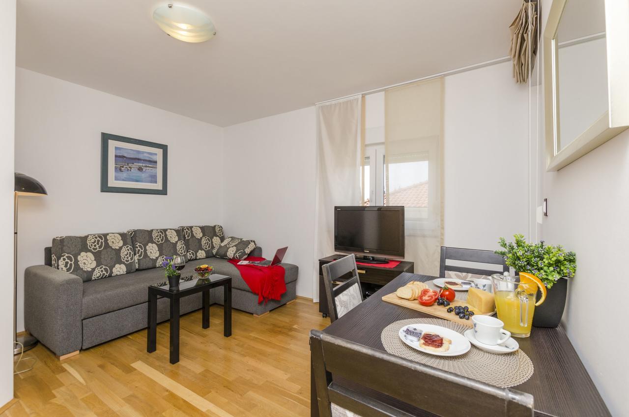 Apartments Maja 多吉奥科如 外观 照片